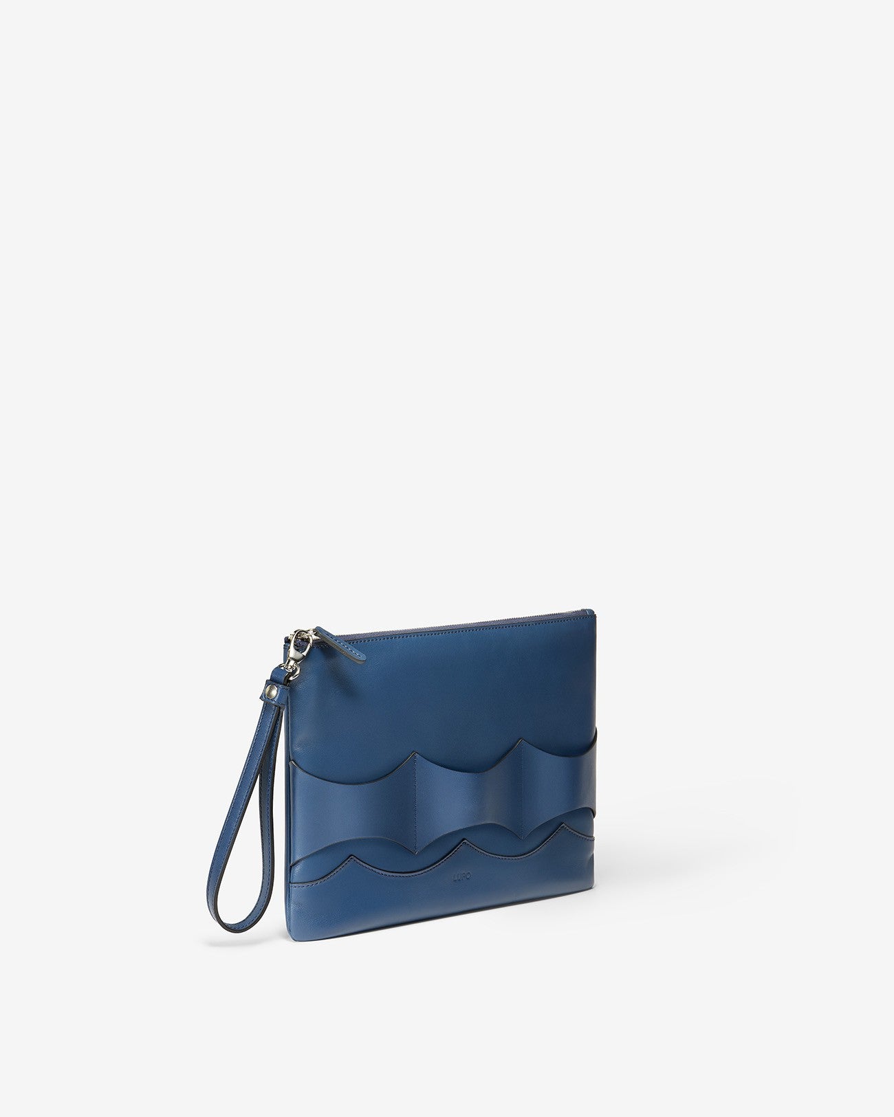 Flow Pouch Medium in calfskin