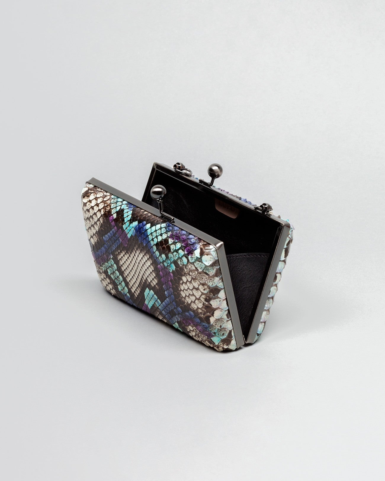 Clutch Exótico