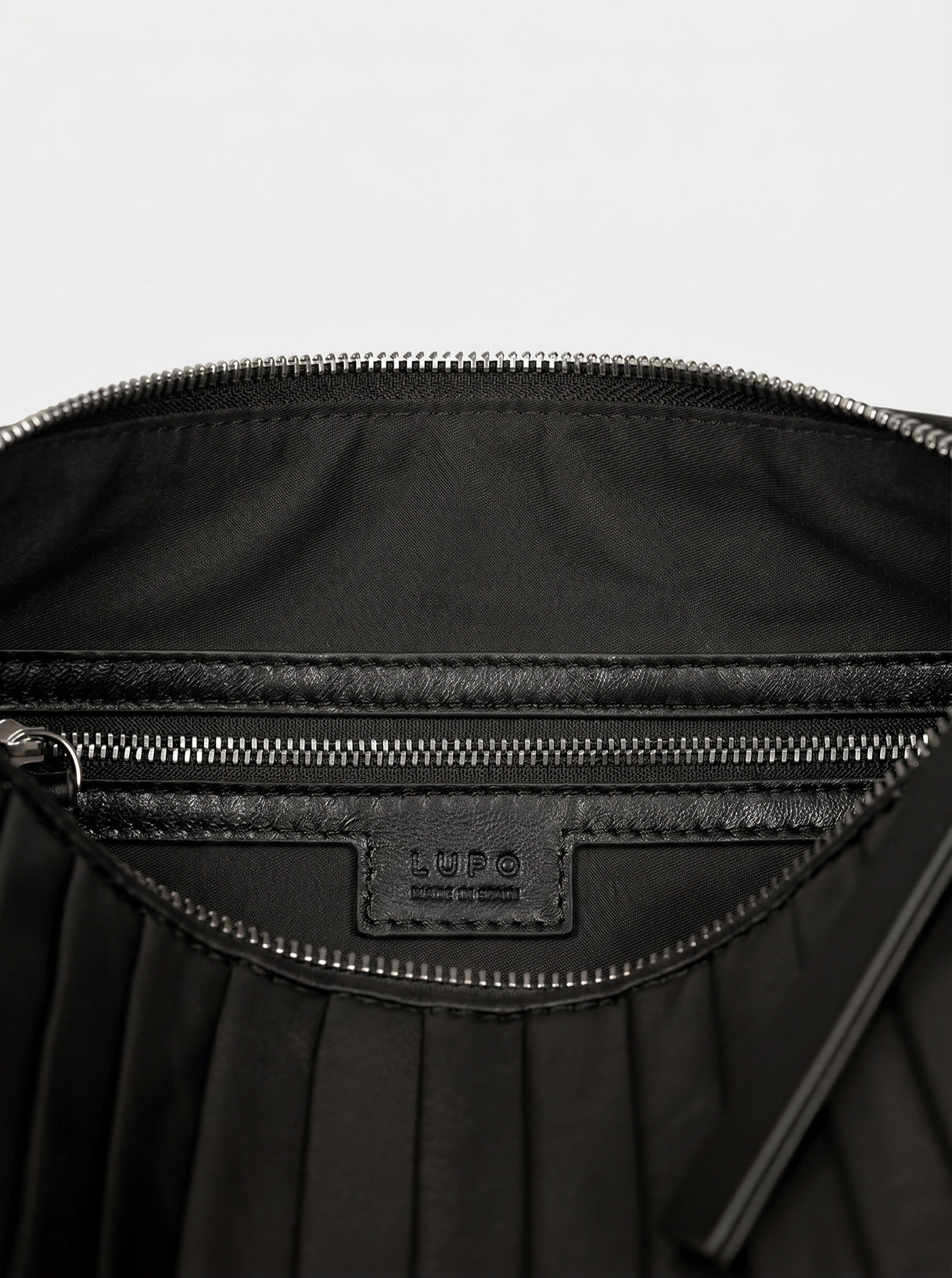 Pleated Bag | プリーツ レザーバッグ | LUPO Barcelona